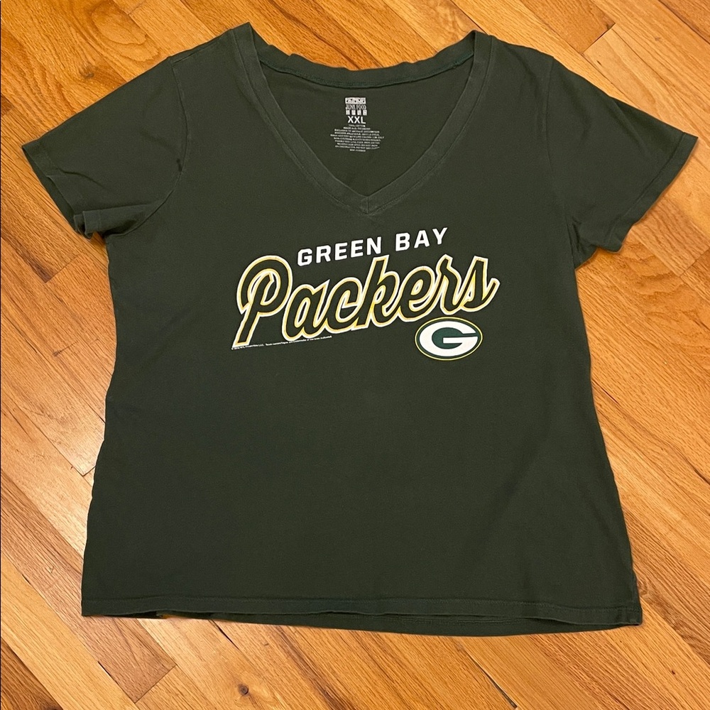 Green Bay Packers V-Neck T-Shirt. Size XXL. Green 100% Cotton  GUC